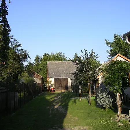 Garden House Gencsapáti