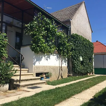 Garden House Gencsapáti